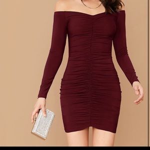 Off the shoulder ruched bodycon dress